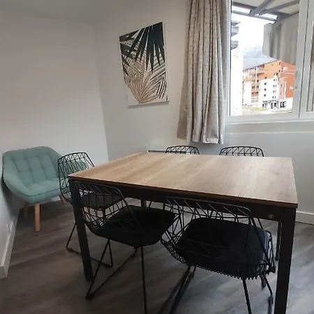 Menuires - Moderne 5 Pers+parking Couvert Appartement *